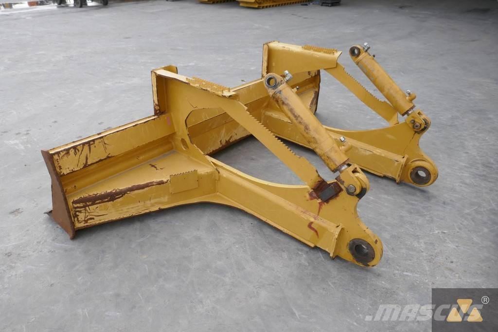 CAT Skidder blade Tolólapok