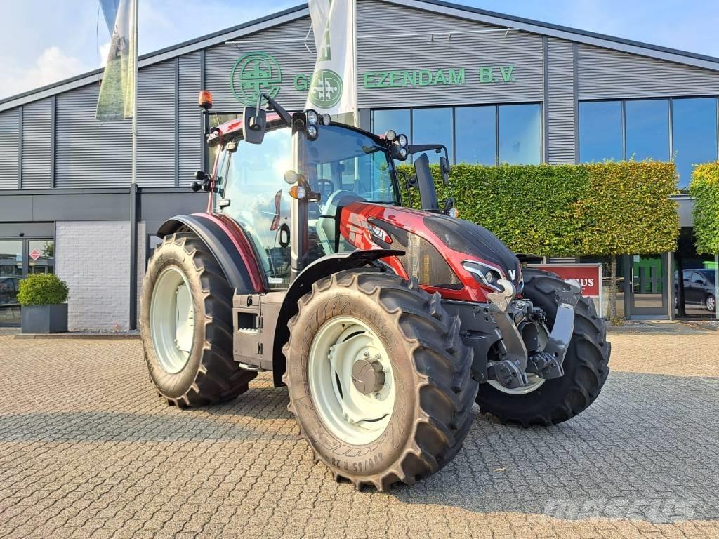 Valtra G 135 Active Traktorok