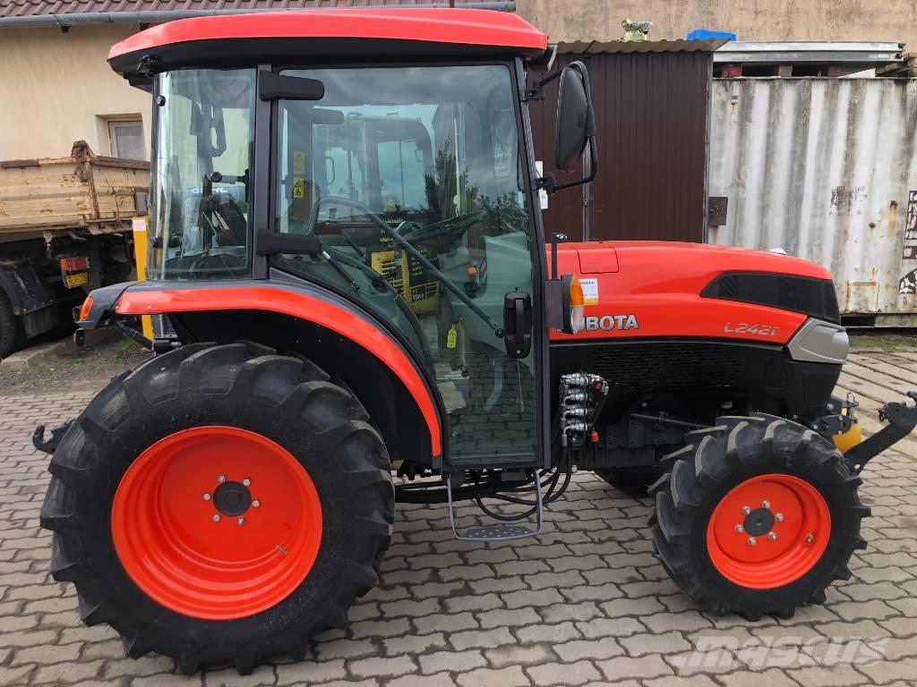 Kubota L2-421 Kompakt traktorok
