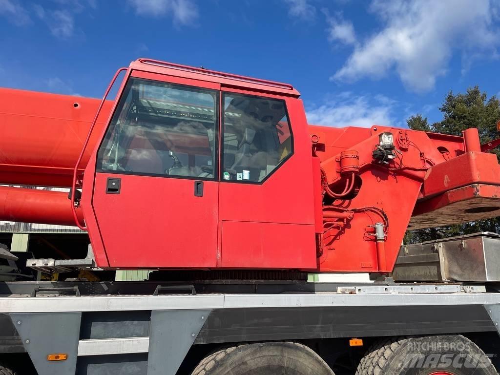 Liebherr LTM 1080-1 Terepdaruk
