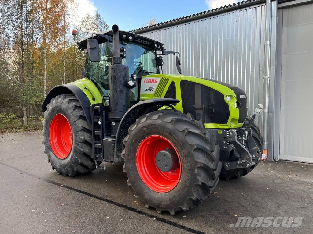 CLAAS Axion 920 Traktorok