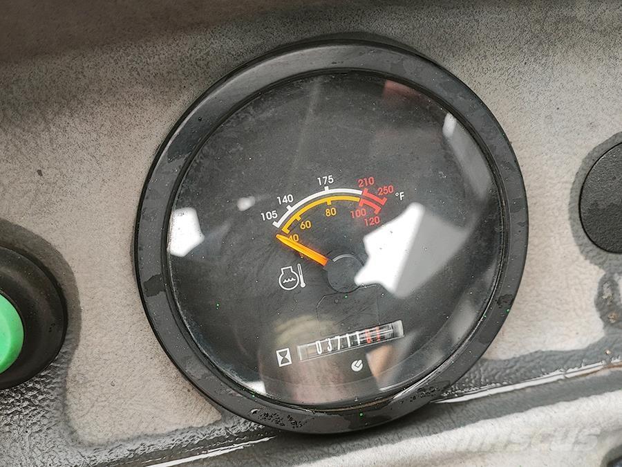 Aisle-Master 44S Magasraktári szűkfolyosós targonca