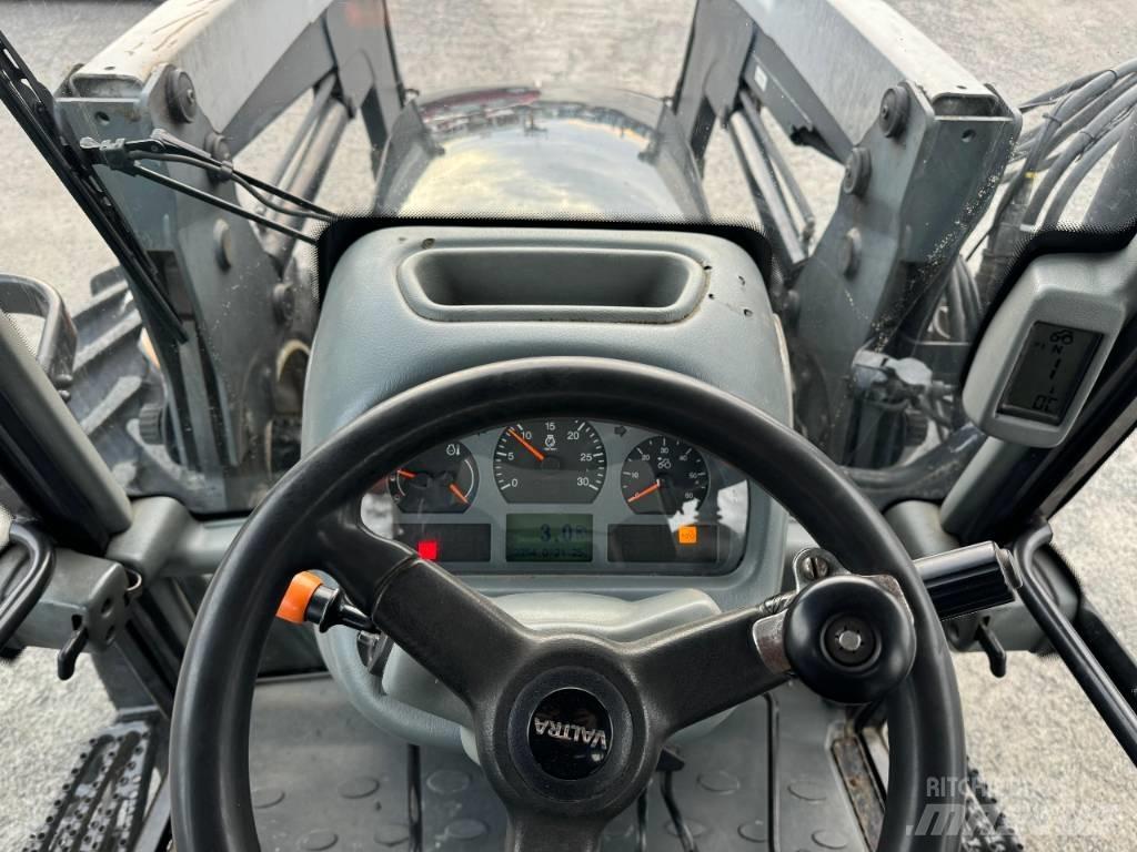 Valtra C 130 Traktorok