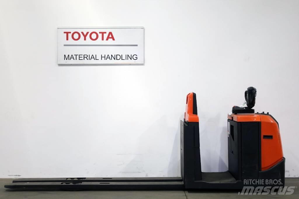 Toyota OSE 250 Komissiózó alacsony emelésű targonca