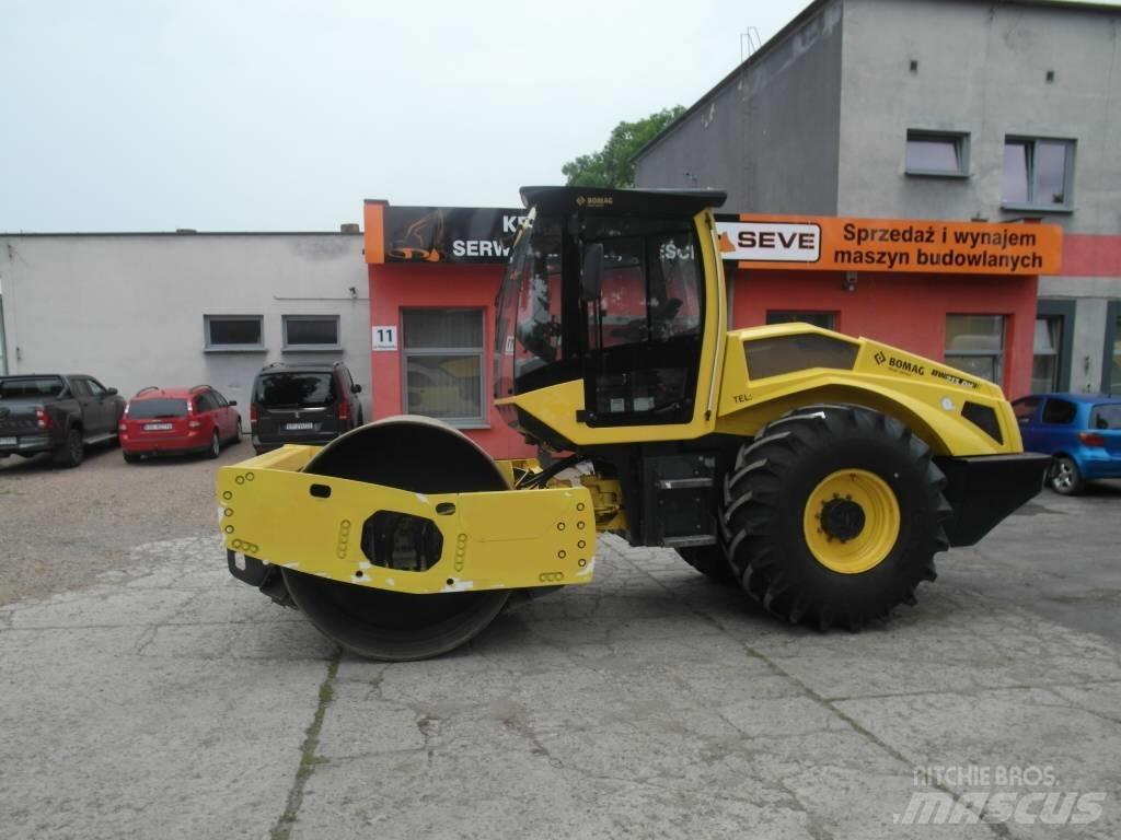 Bomag BW 213 DH-5 Egydobos hengerek