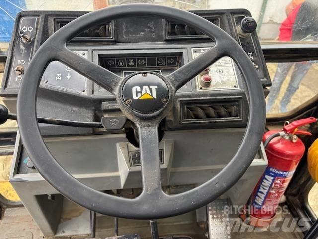CAT 428 B Kotrórakodók