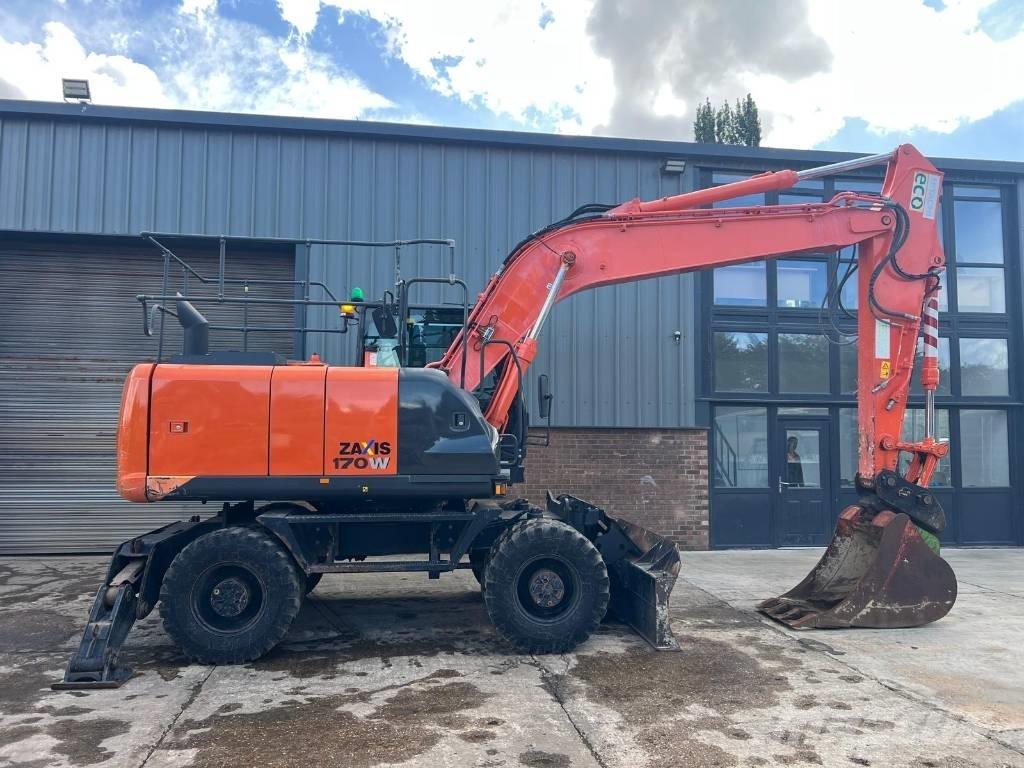 Hitachi ZW 170-5 Gumikerekes kotrók