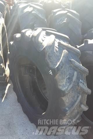  Pneu 12.4R24 Gumiabroncsok, kerekek és felnik