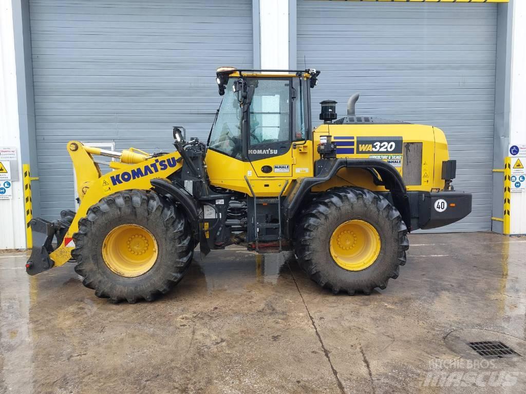 Komatsu WA320-8 Gumikerekes homlokrakodók