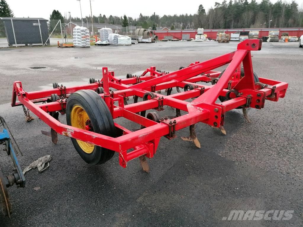  Kultivaattori 4m Kultivátorok