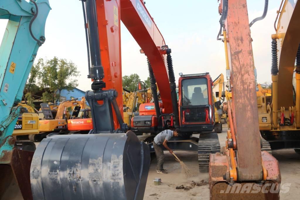 Doosan dx225 Lánctalpas kotrók