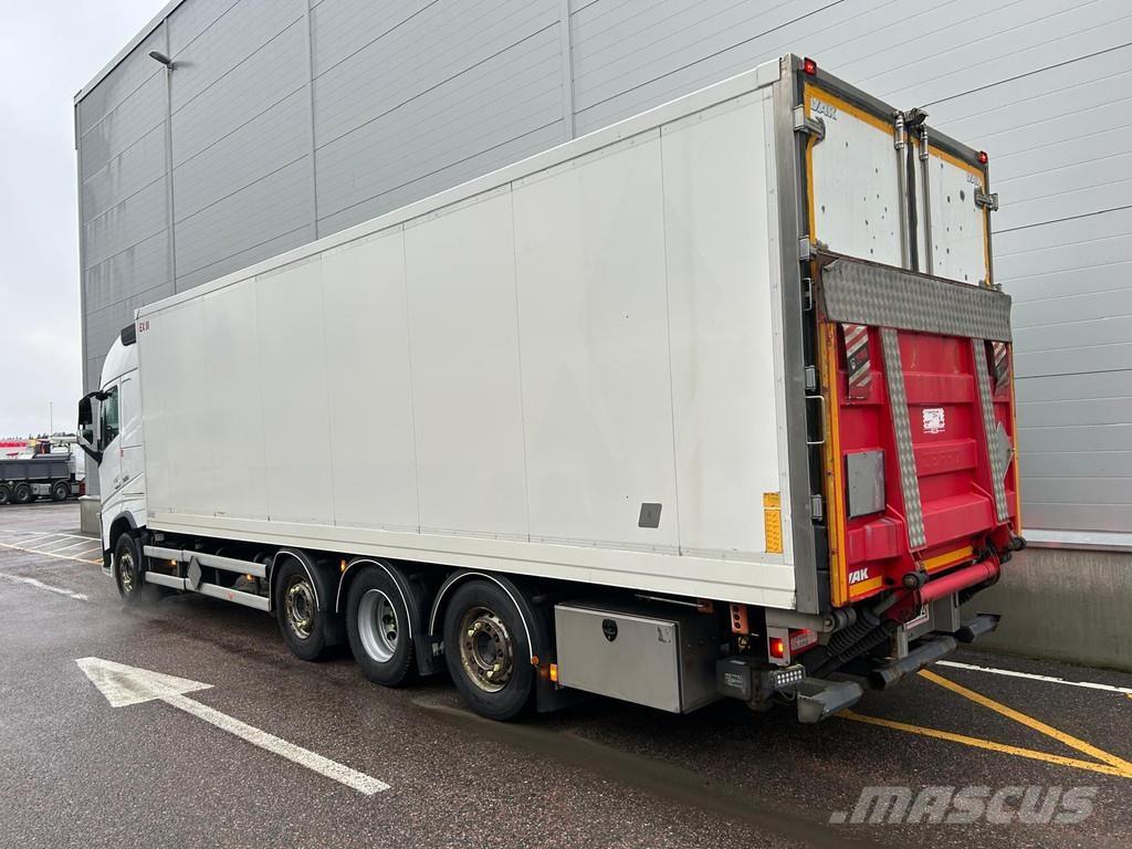 Volvo FH Dobozos teherautók