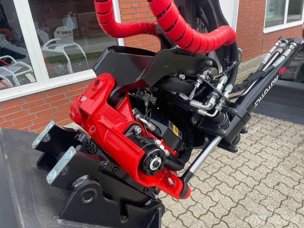 Bobcat E 88 Mini kotrók < 7t