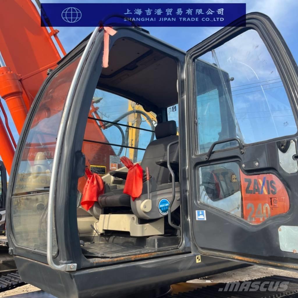 Hitachi ZX 240 Lánctalpas kotrók