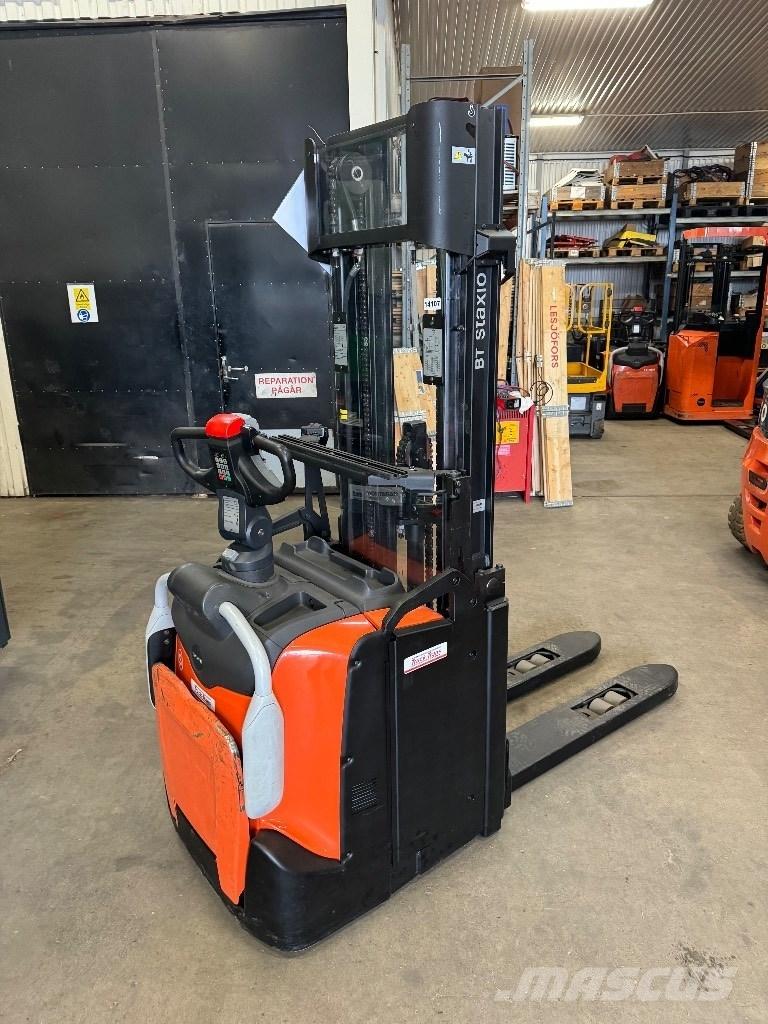 Toyota SPE120L Gyalogkíséretű targonca