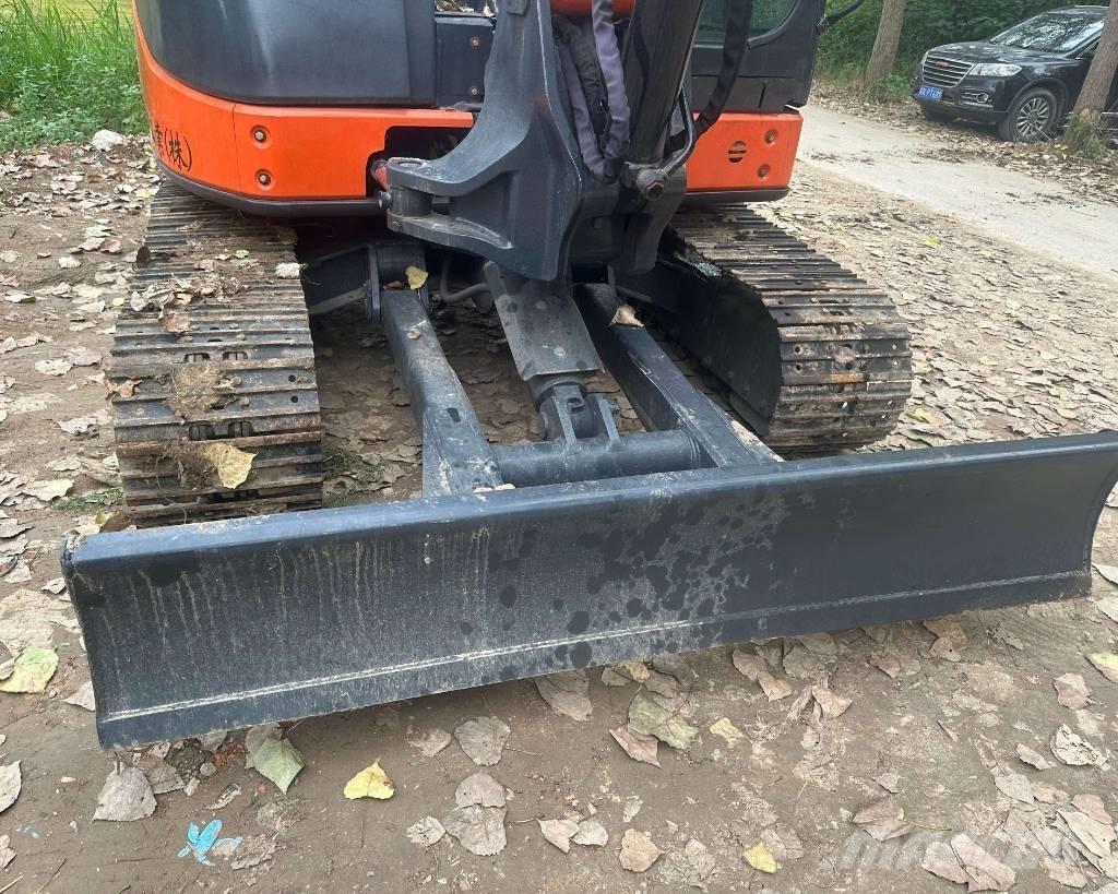 Hitachi ZX 50 U Mini kotrók < 7t