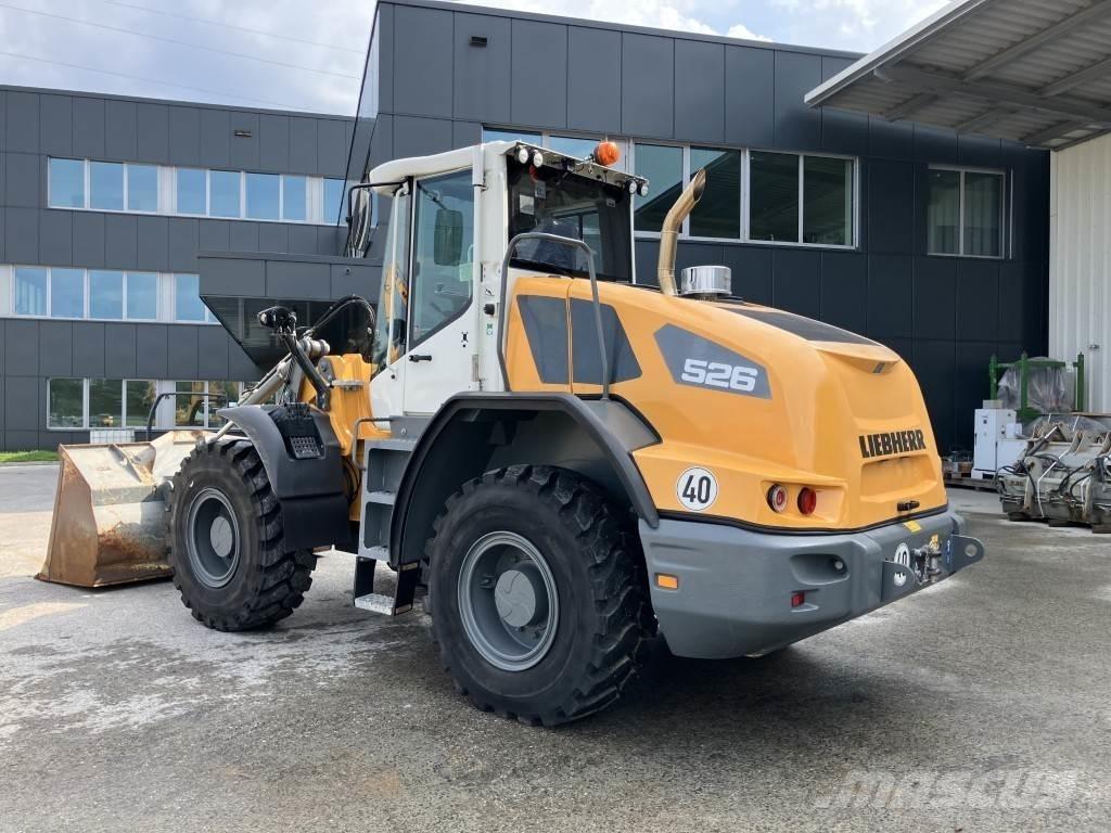 Liebherr L 526 Gumikerekes homlokrakodók