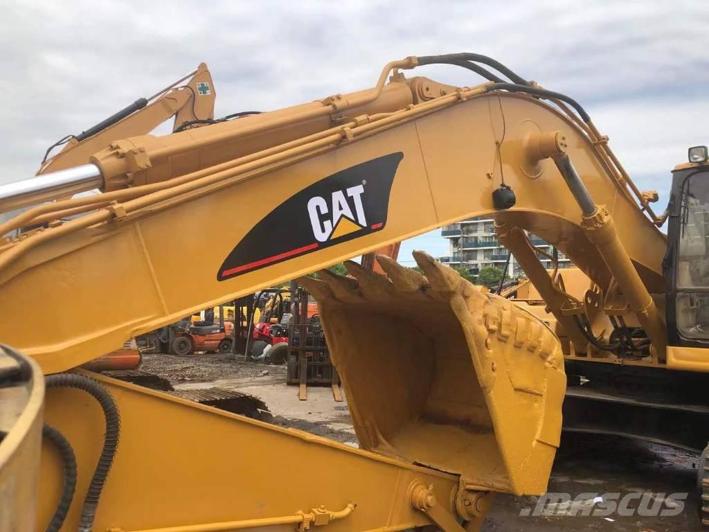 CAT 330 B L Lánctalpas kotrók