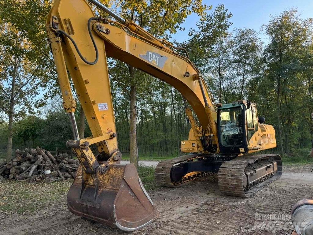 CAT 330CL Lánctalpas kotrók