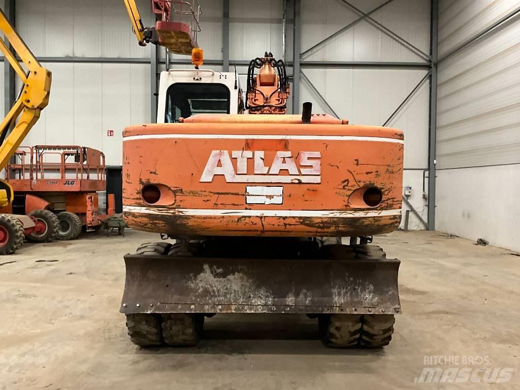 Atlas 1404 Gumikerekes kotrók