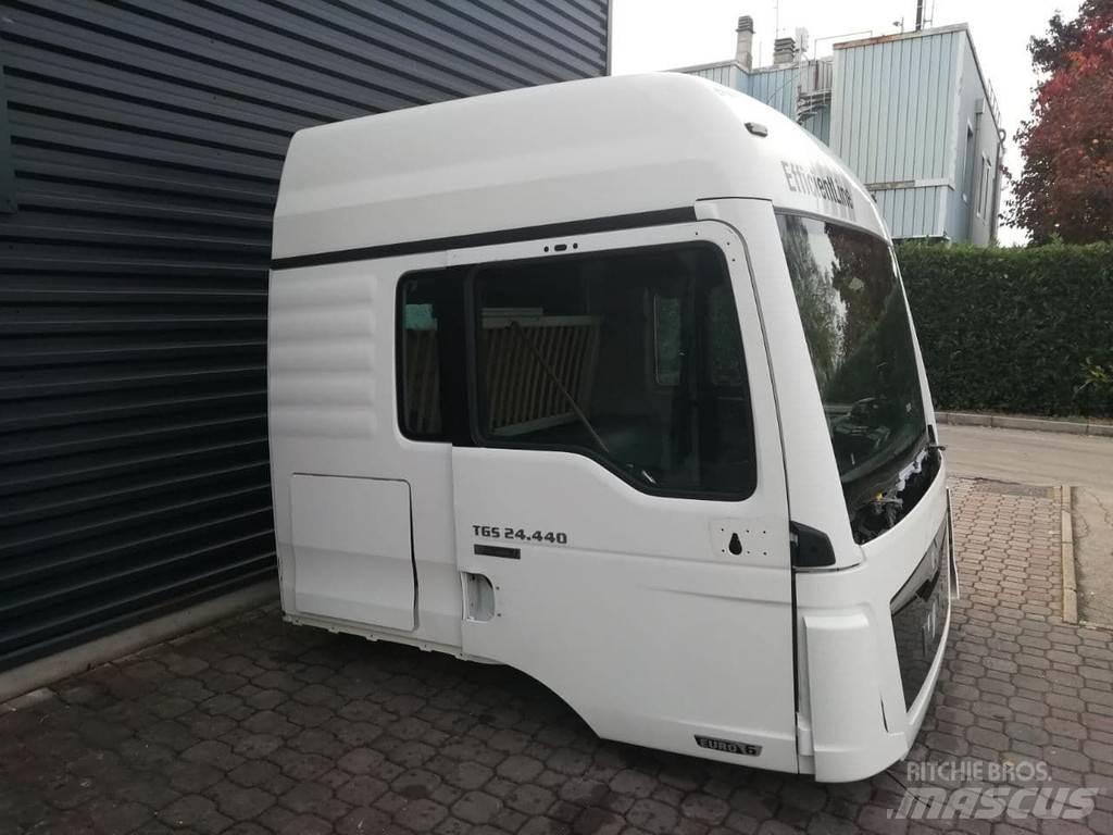 MAN TGS LX EURO 6 Vezetőfülke és belső tartozékok