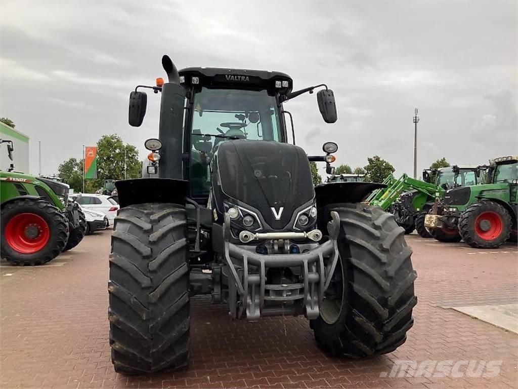 Valtra S 394 Traktorok