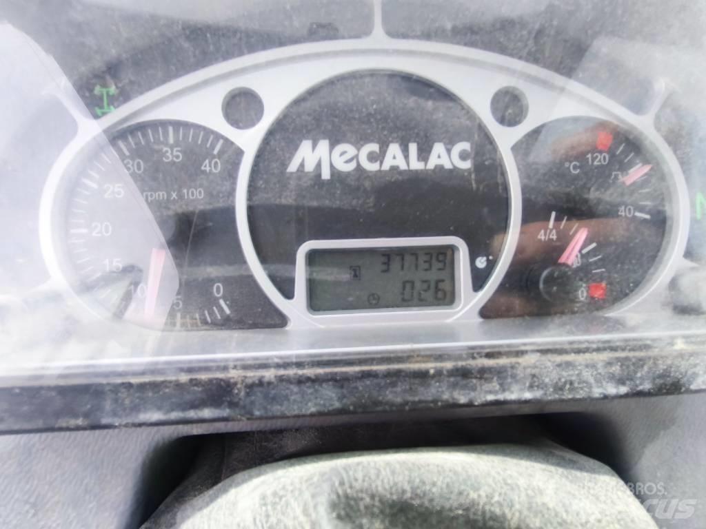 Mecalac AS 900 Gumikerekes homlokrakodók