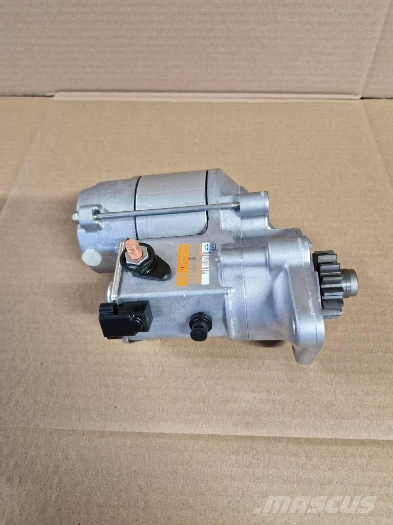 Hitachi ZX 26 U-5 Motorok