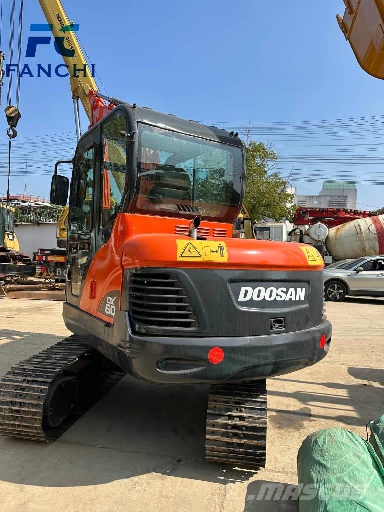 Doosan DX 60-9 C Lánctalpas kotrók