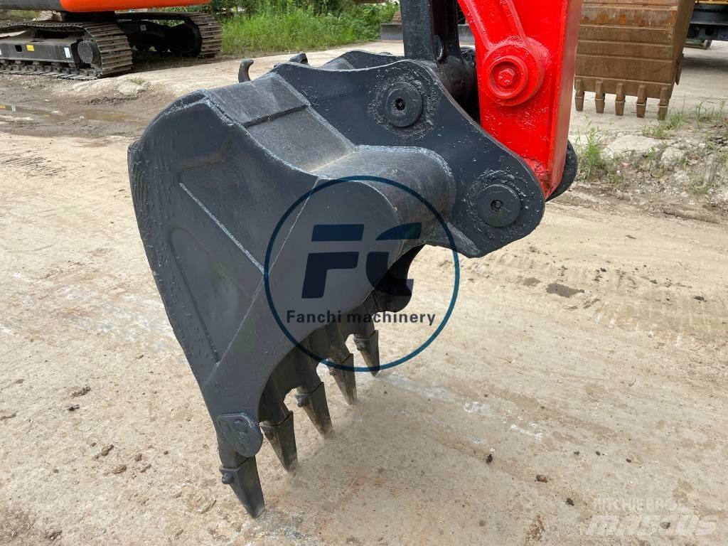 Kubota KX 165 Mini kotrók < 7t