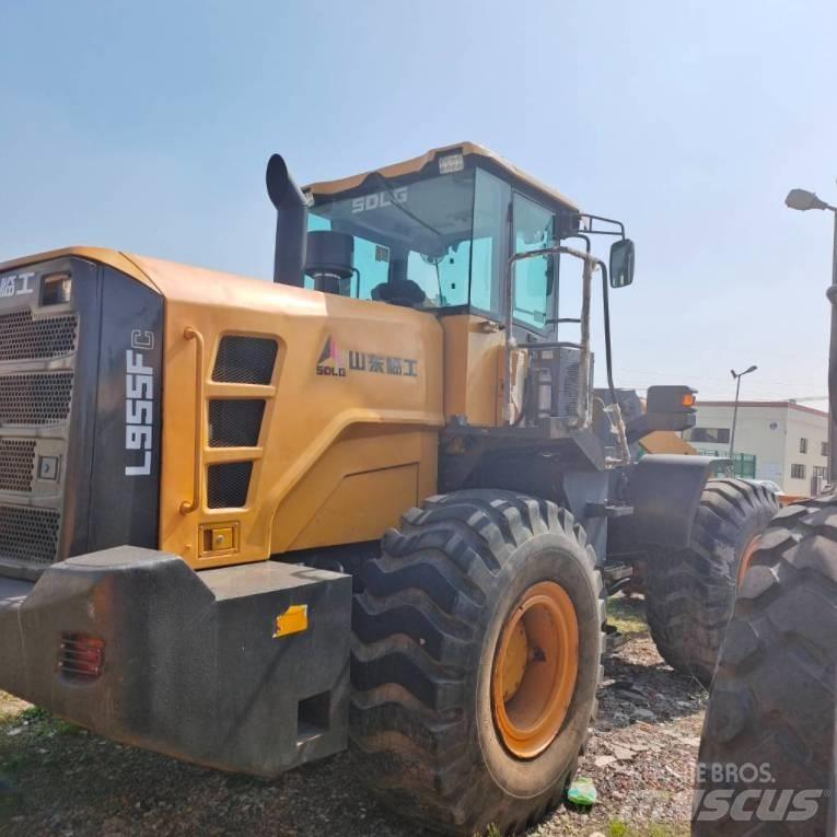 SDLG LG 955 F Gumikerekes homlokrakodók