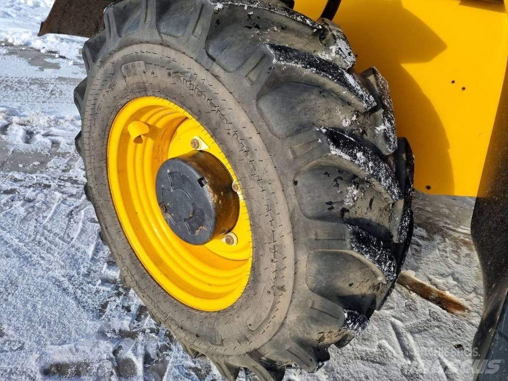 JCB 535-140 - MB9 Teleszkópos rakodók