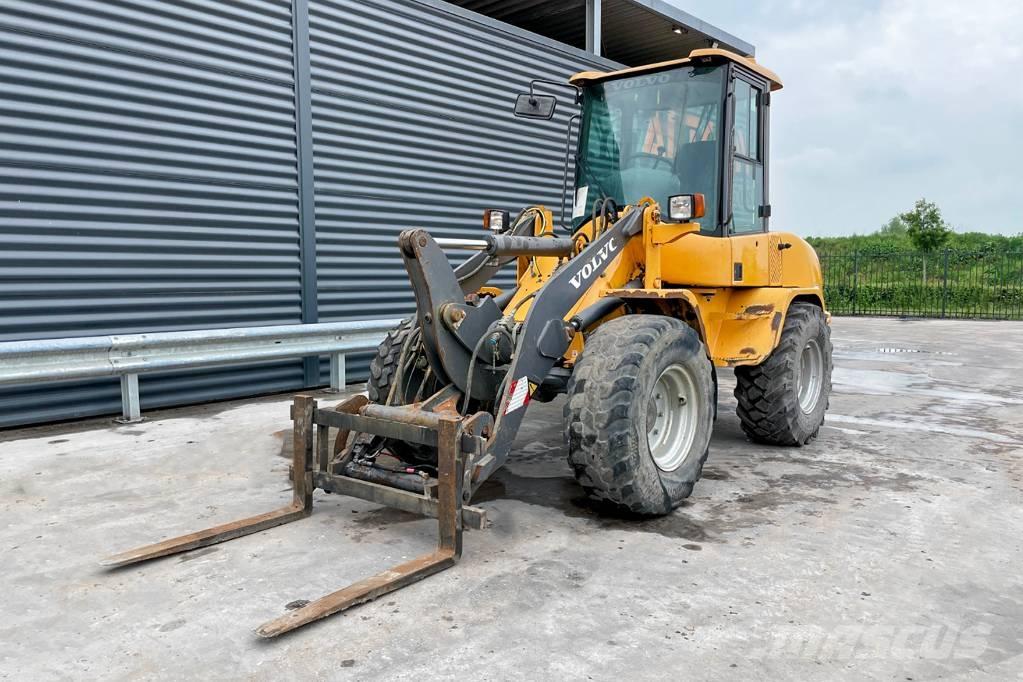 Volvo L 30 ZX Gumikerekes homlokrakodók