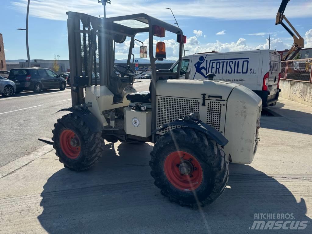 Tormaq 2542 Teleszkópos rakodók
