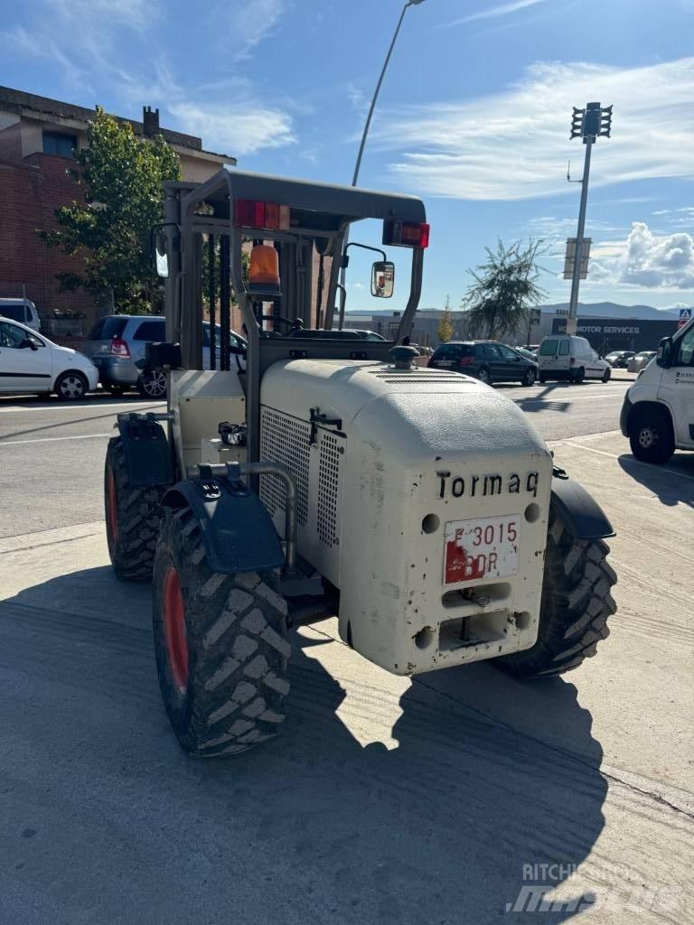 Tormaq 2542 Teleszkópos rakodók