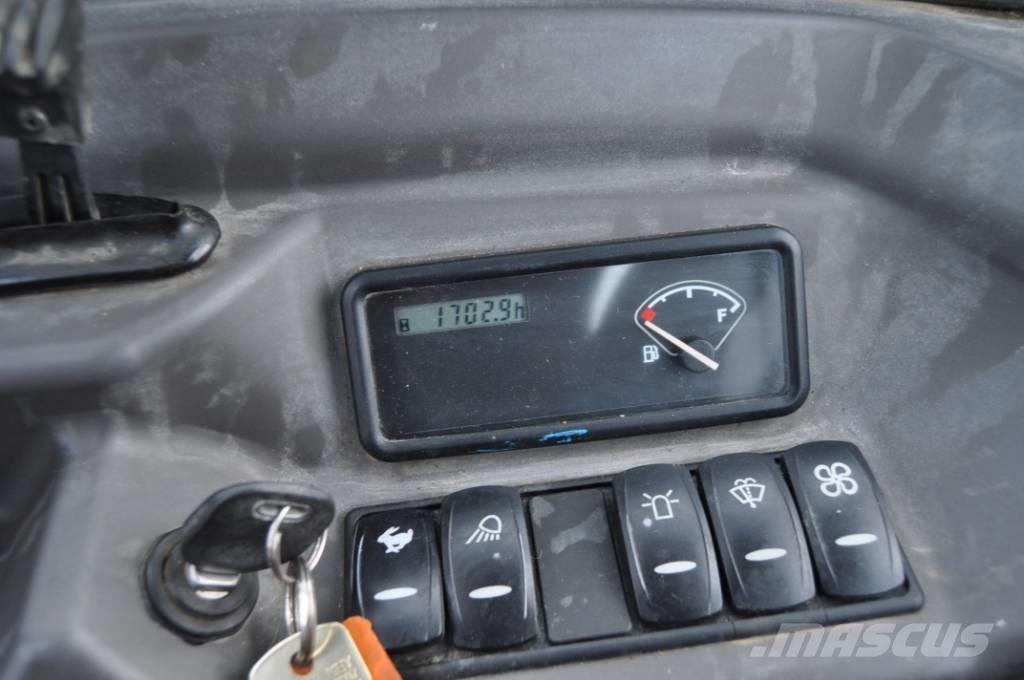 Volvo EC 27 D Mini kotrók < 7t