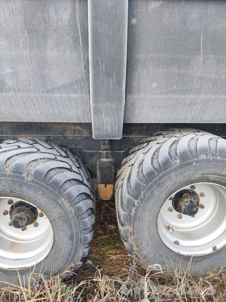 Robus RD16-10 Hardox Billenő Mezőgazdasági pótkocsik