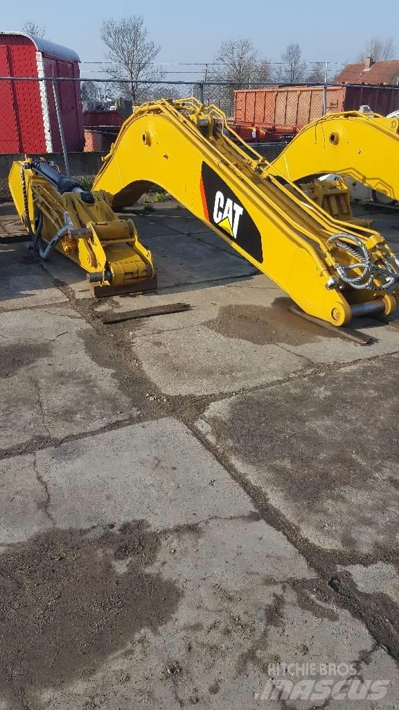 CAT 320D Arm Kotrók