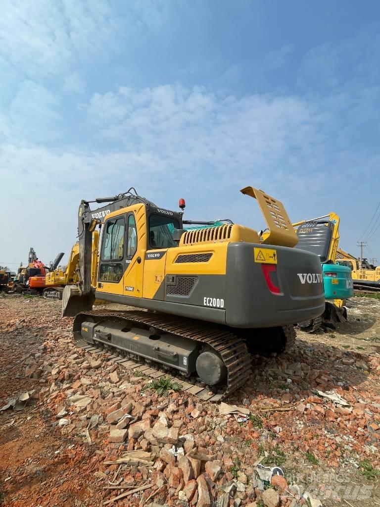 Volvo EC 200 Lánctalpas kotrók