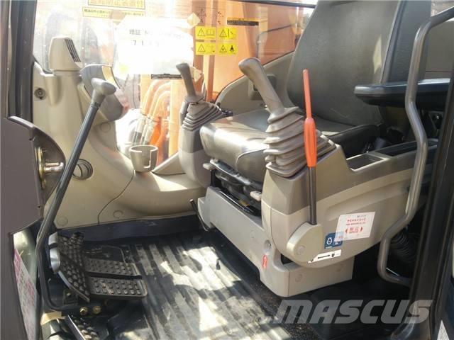 Hitachi ZX 200 Lánctalpas kotrók