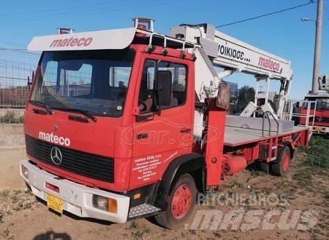 Mercedes-Benz 809 Teherautóra szerelt emelők és állványok
