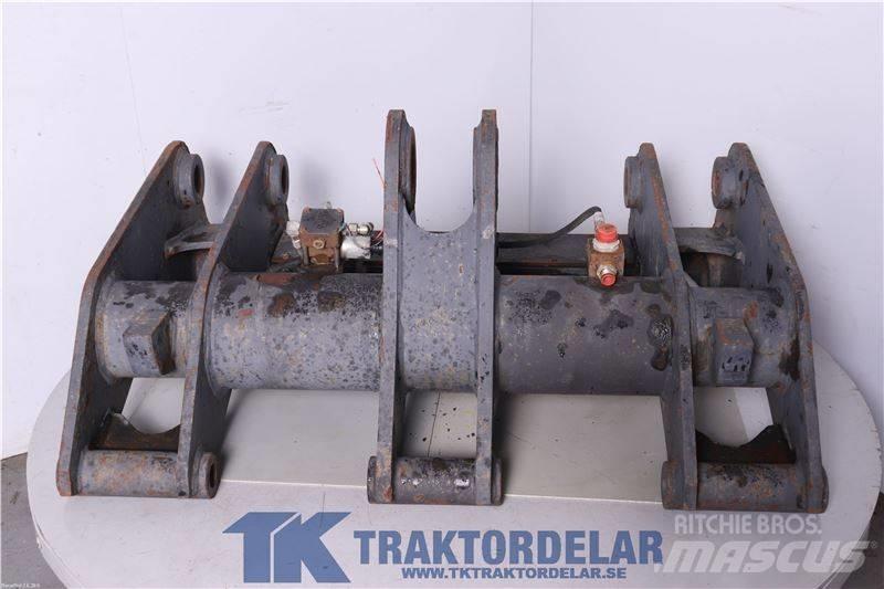 CAT 966 Gyors csatlakozók