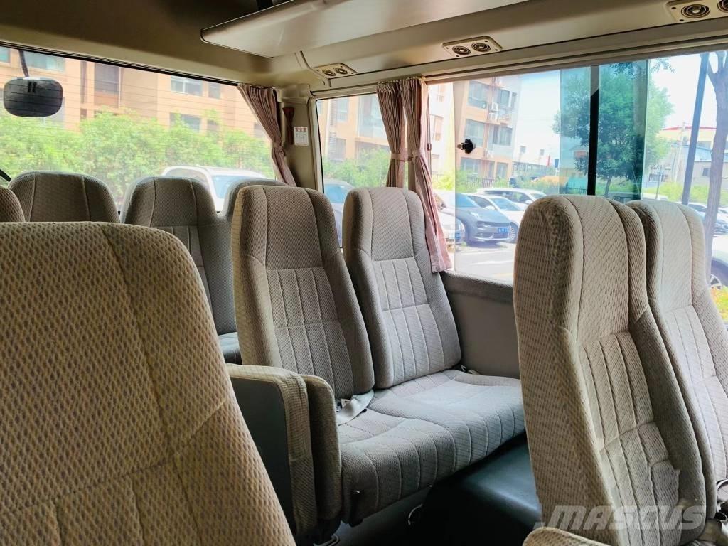 Toyota Coaster Bus Mini buszok