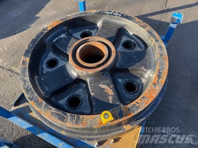 CAT 6020 NEW IDLER Lánctalpak, láncok és futóművek