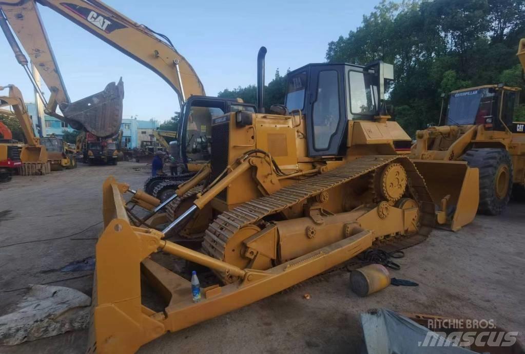 CAT D 6 R lánctalpas dózerek