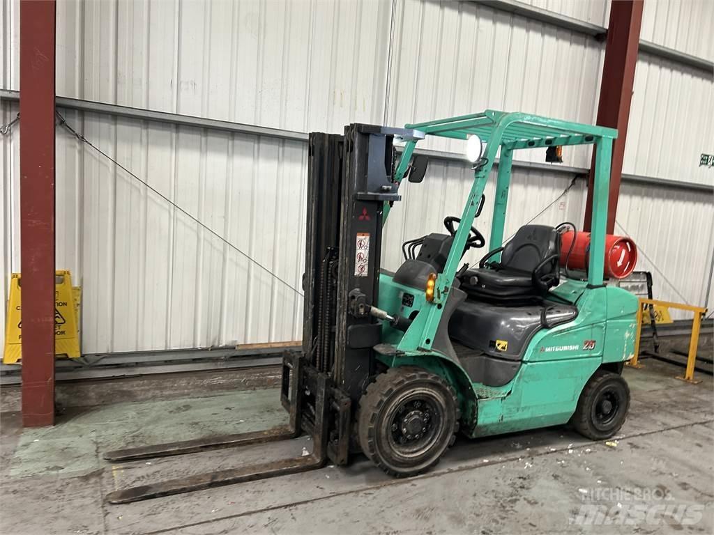 Mitsubishi FG25NT Gázüzemű targoncák
