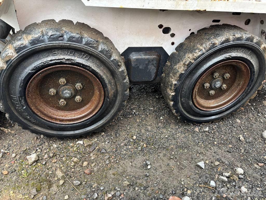 Bobcat S 70 Kompaktrakodók