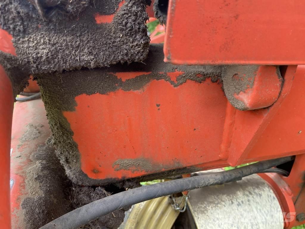 Kuhn GF6301MH Rendkészítő