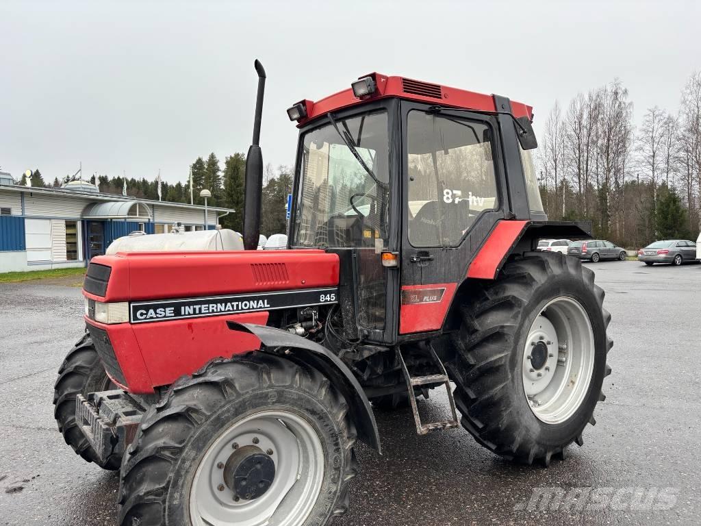 Case IH 845 XL Traktorok