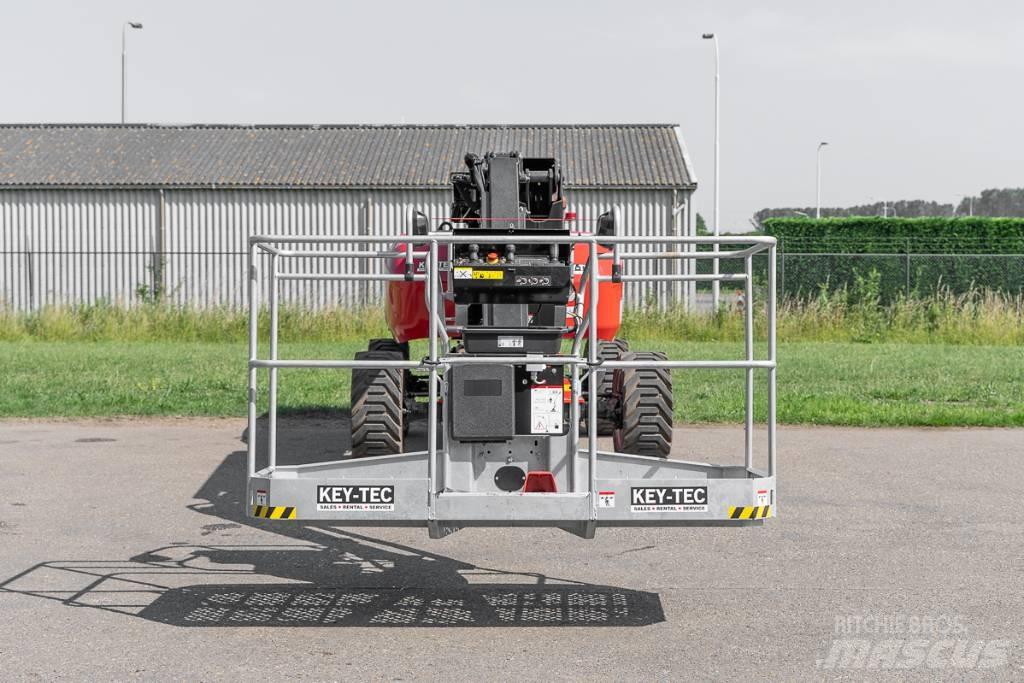 Manitou 200 ATJ e Karos emelők